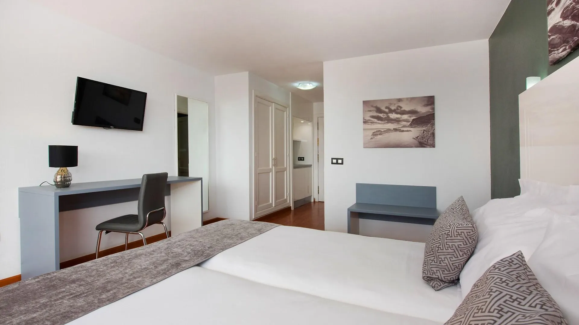 Ole Tropical Tenerife Adults Only Playa de las Américas 4*,  Spanien