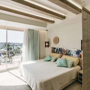 The White (adults Only) , Sant Antoni de Portmany Espanha