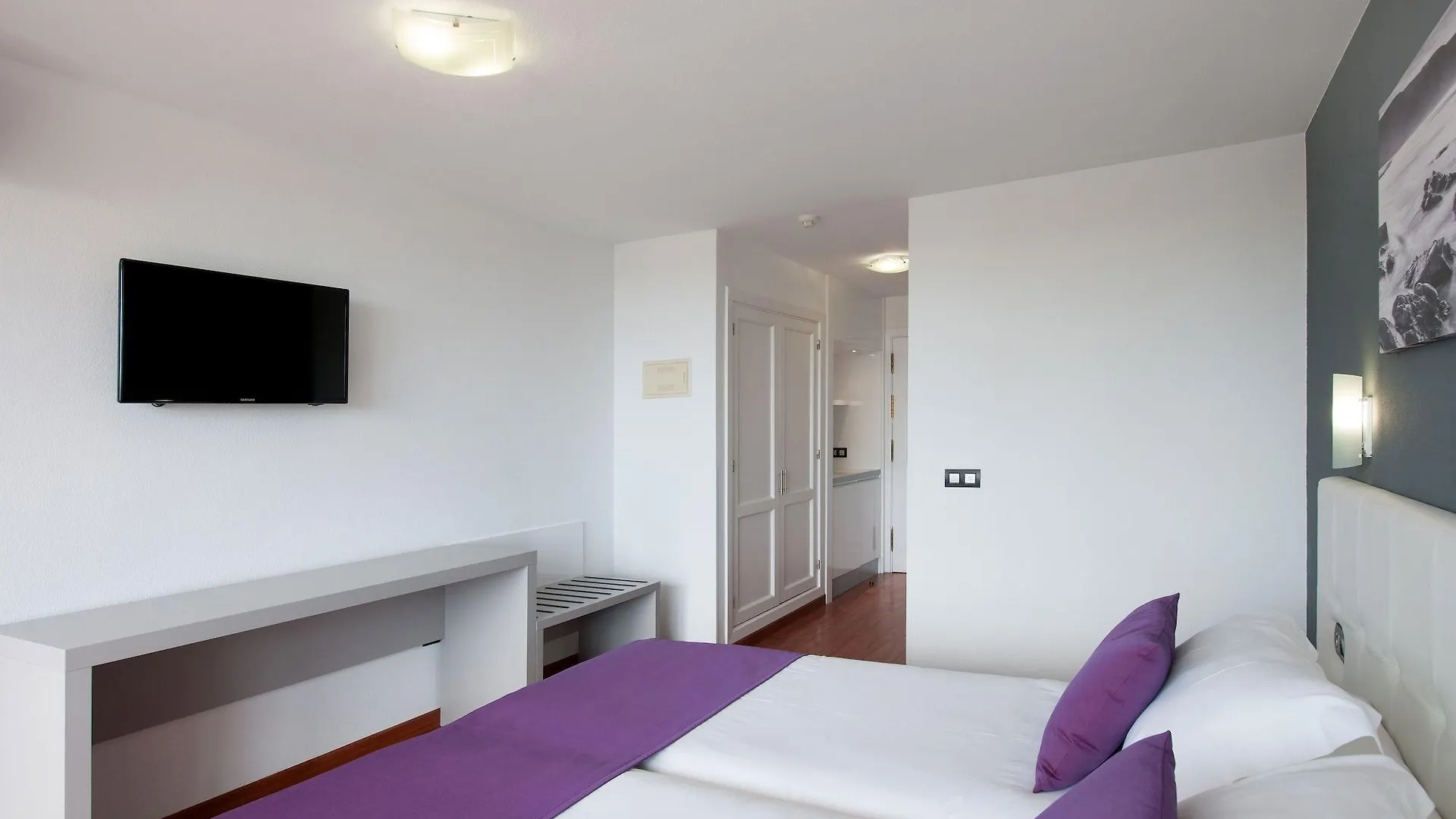 Ole Tropical Tenerife Adults Only Playa de las Américas 4*,  Spanien
