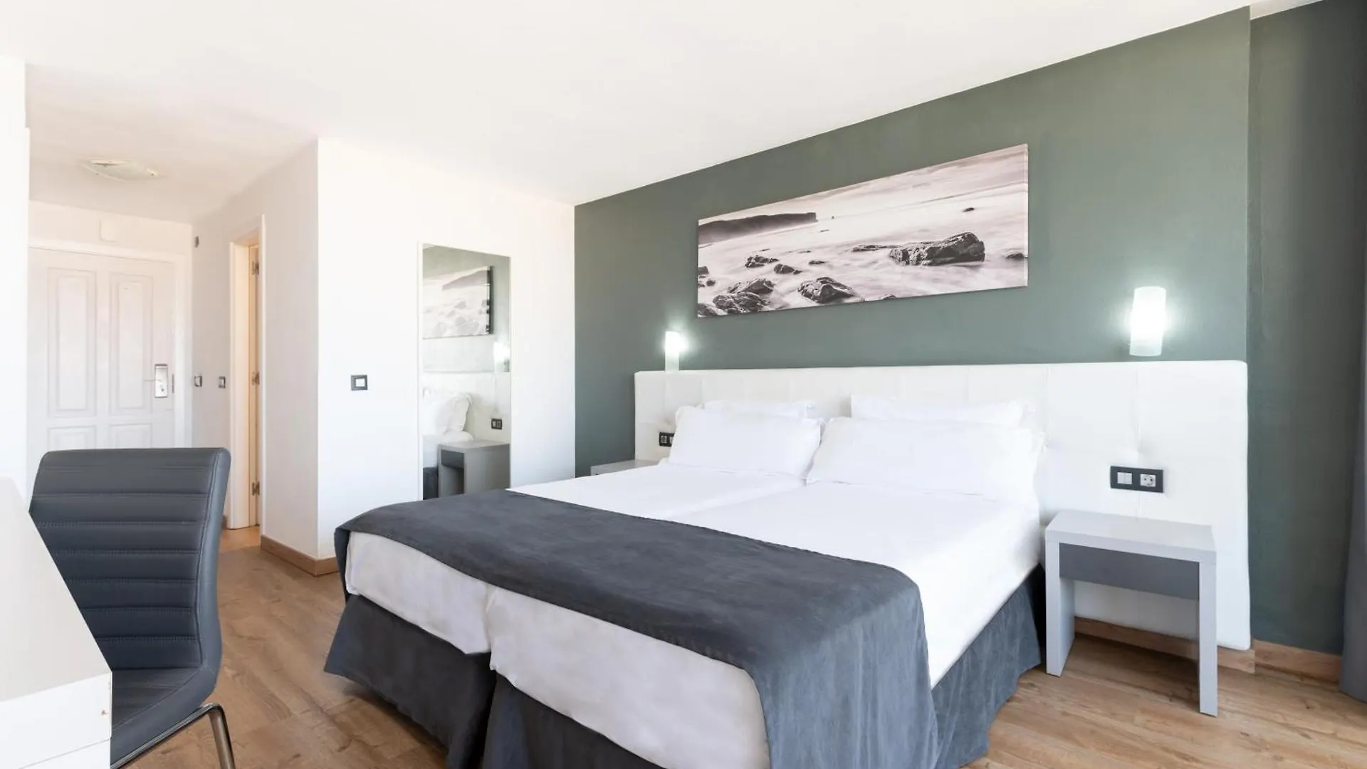 Ole Tropical Tenerife Adults Only Playa de las Américas 4*,  Spanien